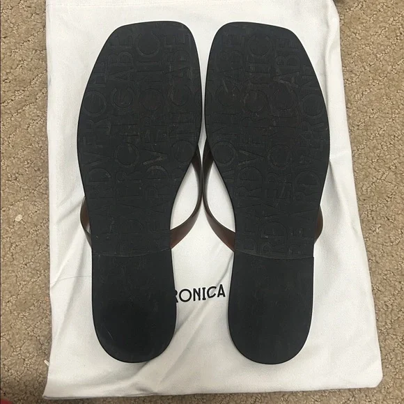 Veronica beard Clea jelly sandal in brown - Picture 4 of 4